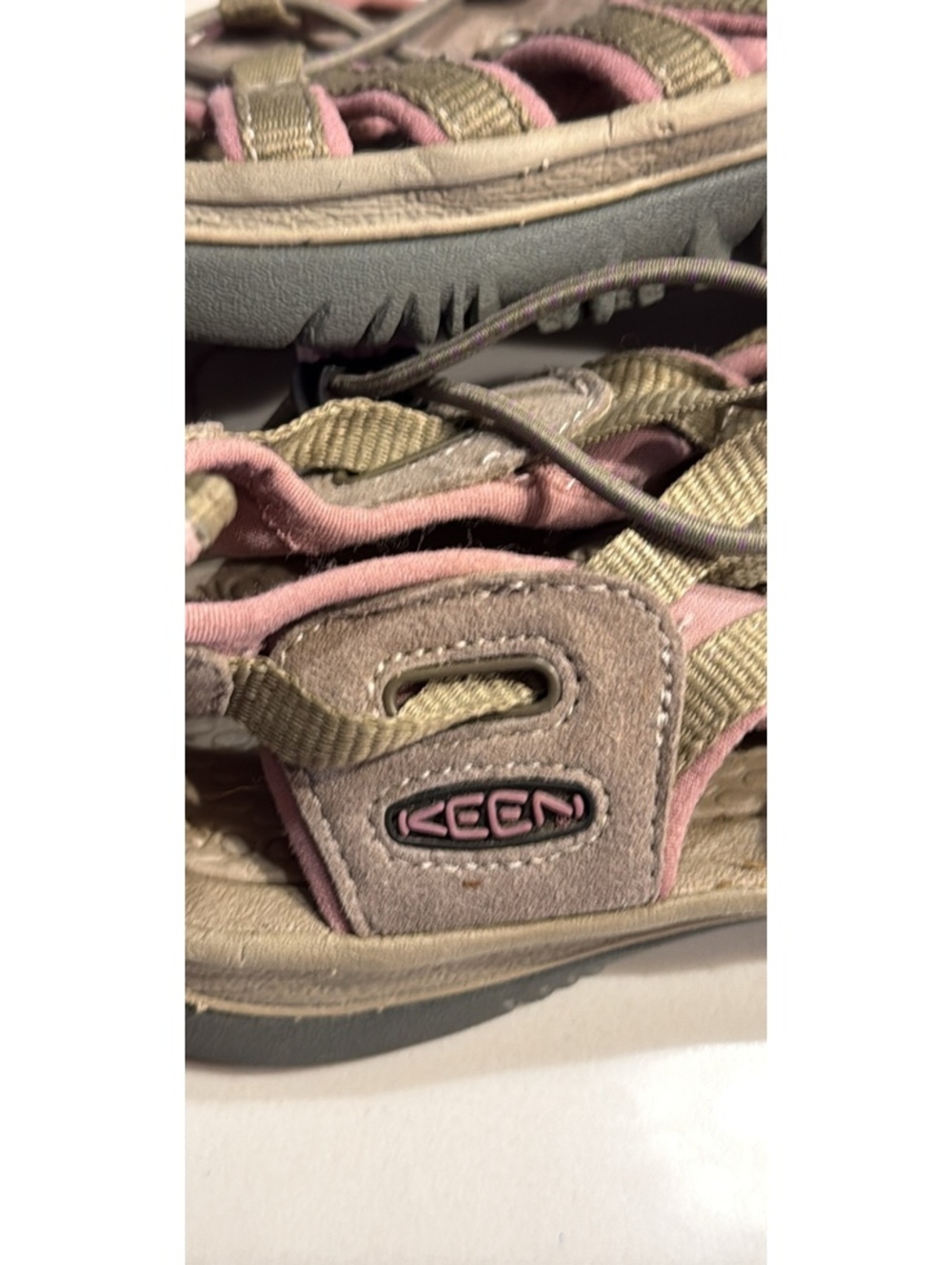 Keen Whisper waterproof Women Sandals Size 7.5 W